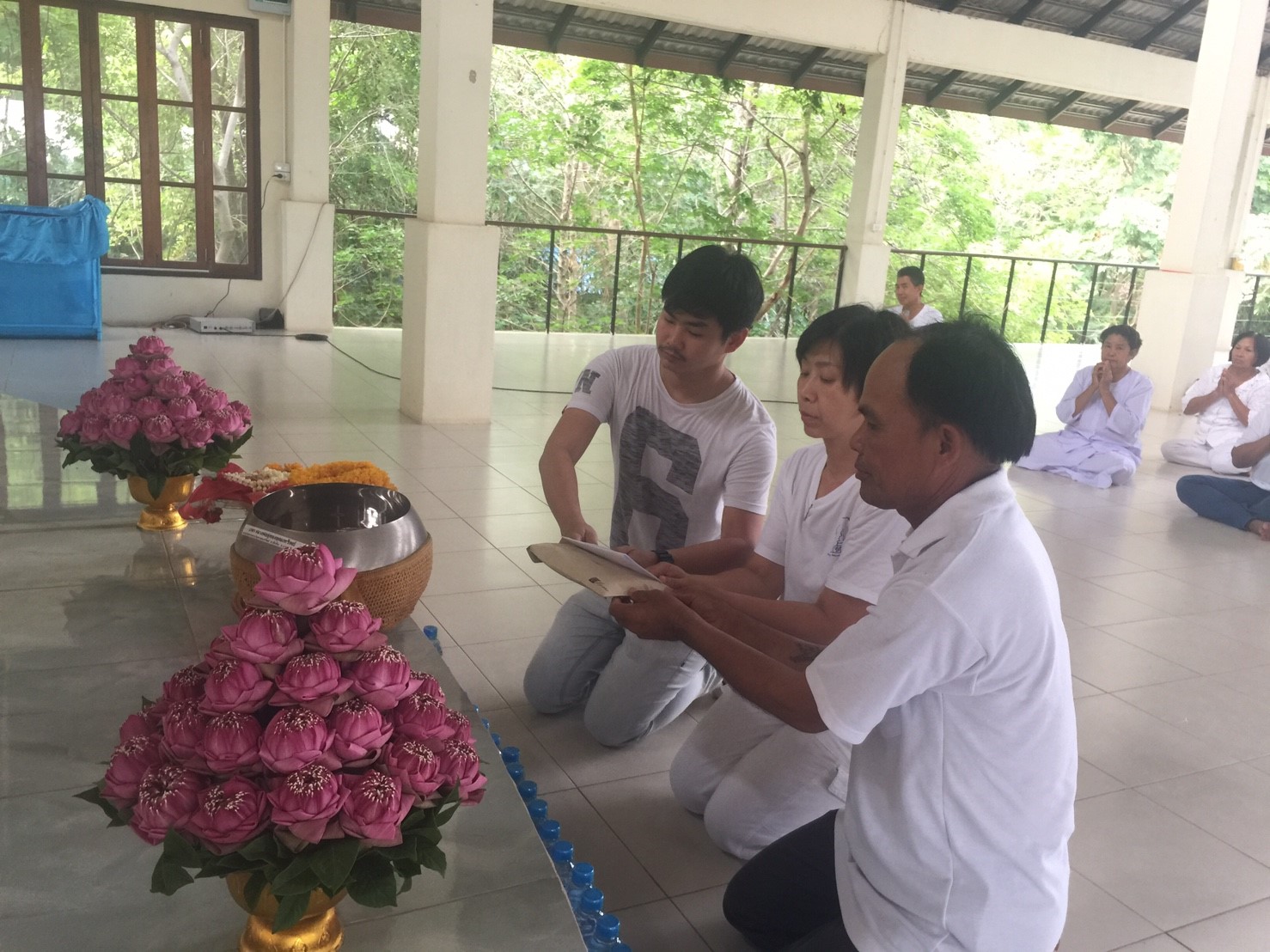 ผ้าป่าสามัคคีขุดสระอโนดาต ถมดิน ไถปรับที่ดิน และขุดคูส่งน้ำ เพื่องานวิปัสสนาธุระ วันวิสาขบูชา 10 พ.ค.60 ผ้าป่าสามัคคีขุดสระอโนดาต ถมดิน ไถปรับที่ดิน และขุดคูส่งน้ำ เพื่องานวิปัสสนาธุระ วันวิสาขบูชา 10 พ.ค.60